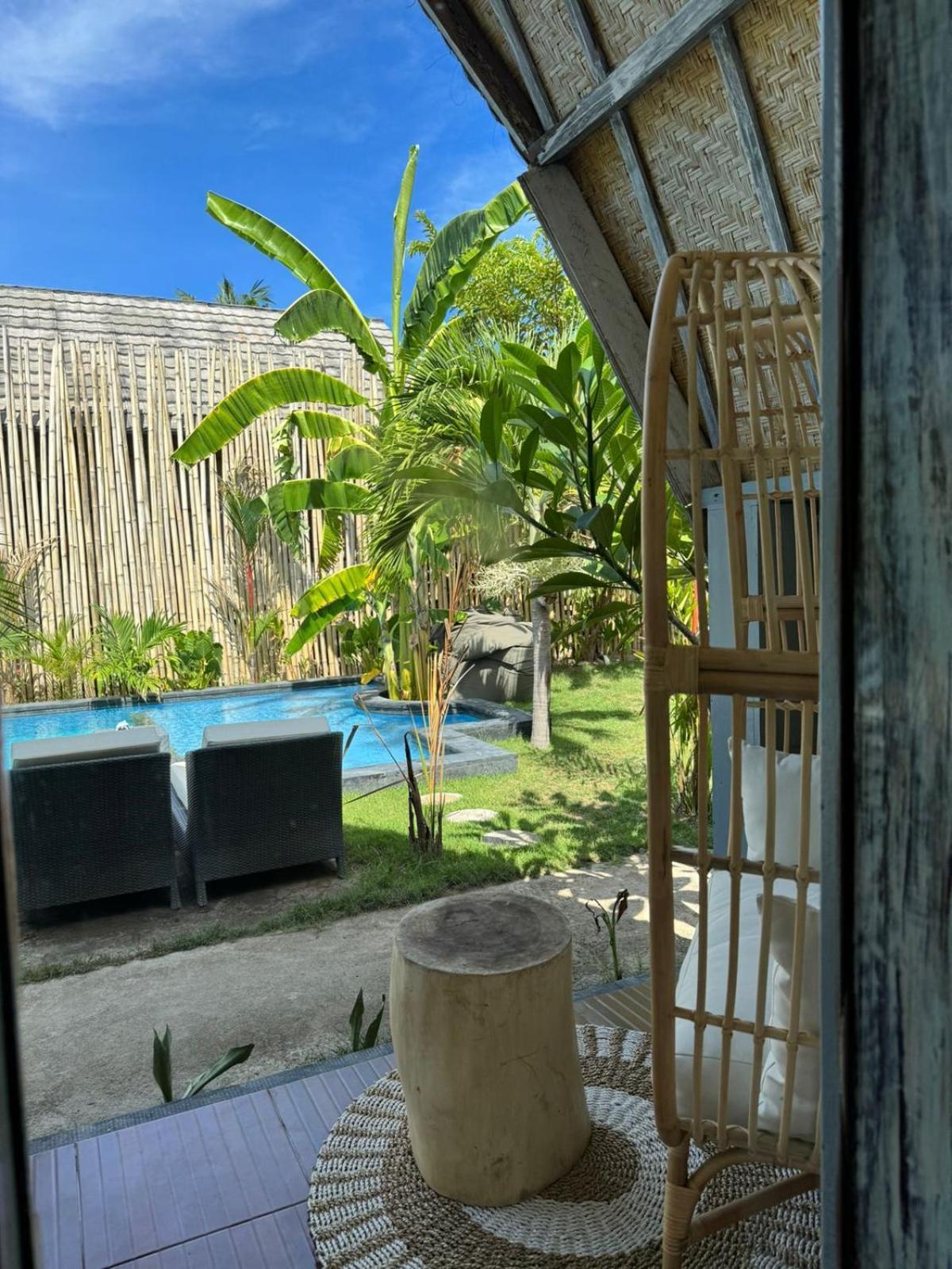Capacabana Gili Apartment Гили Еър Екстериор снимка