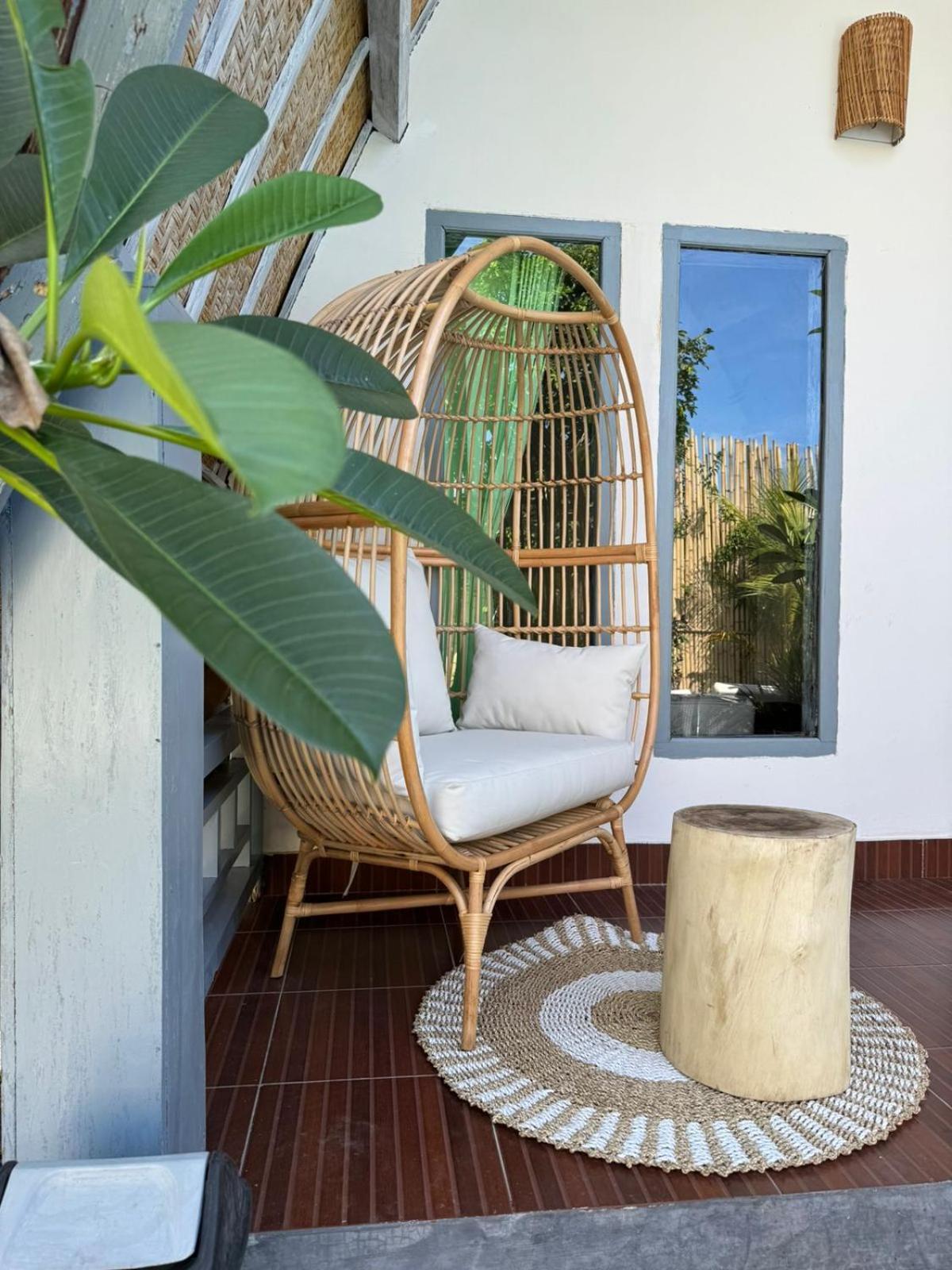 Capacabana Gili Apartment Гили Еър Екстериор снимка